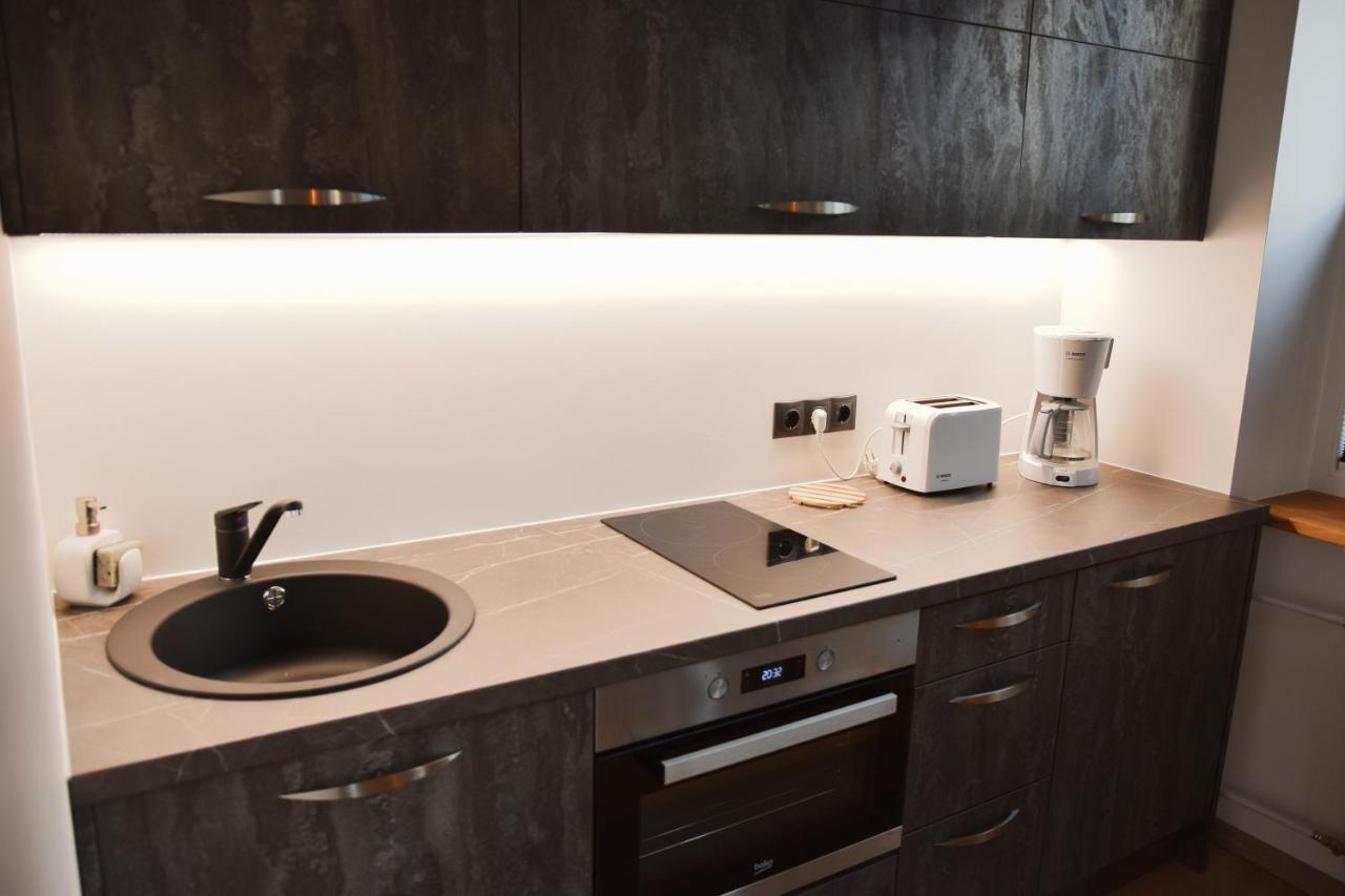 Kristella Kesklinna Apartment Хаапсалу Екстериор снимка