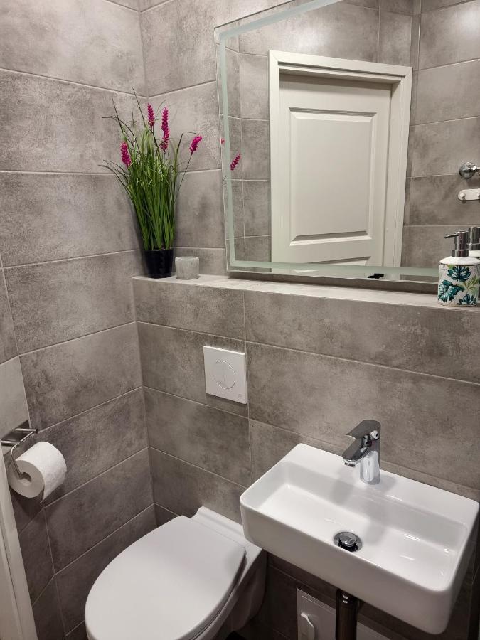 Kristella Kesklinna Apartment Хаапсалу Екстериор снимка