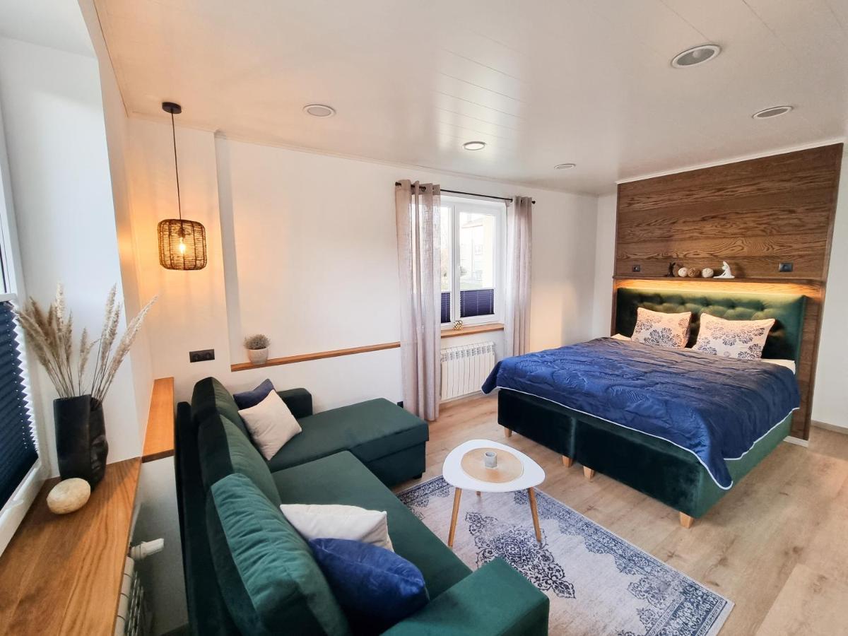 Kristella Kesklinna Apartment Хаапсалу Екстериор снимка