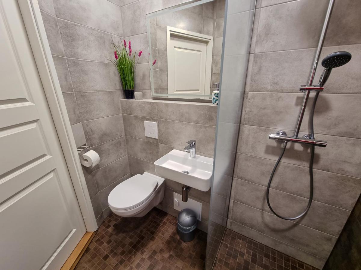 Kristella Kesklinna Apartment Хаапсалу Екстериор снимка